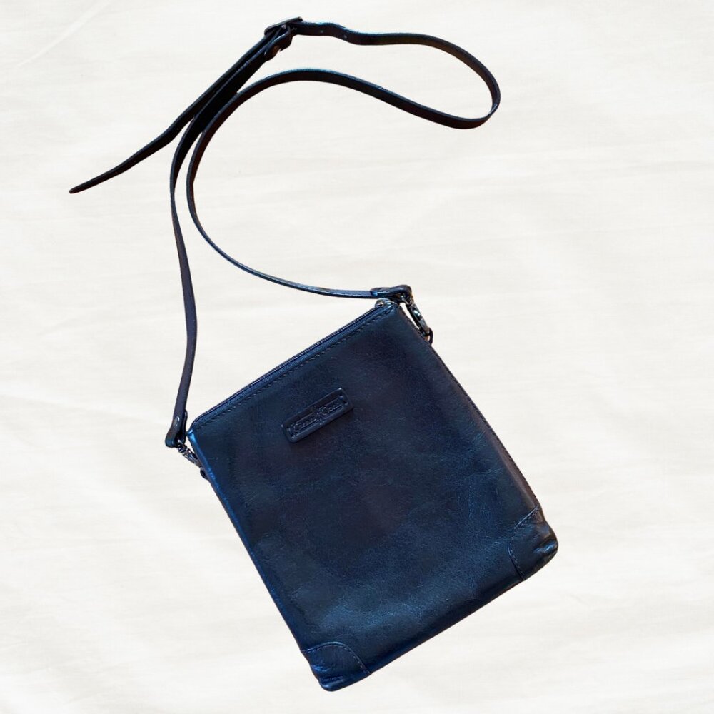 Gianni Conti Black Leather Crossbody | Minimalist Italian Purse